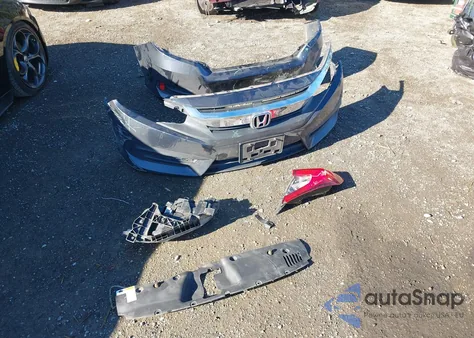 2016 Honda Civic Lx z USA, uszkodzony, nr VIN 19XFC2E51GE017392